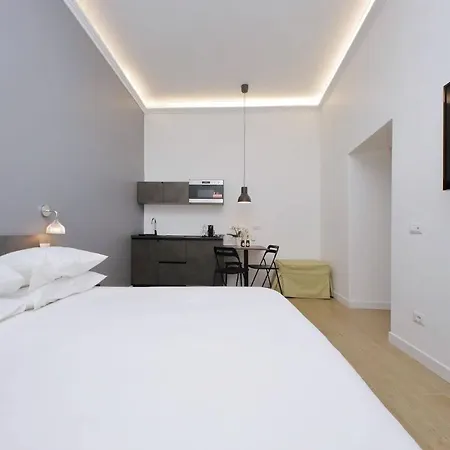 Colosseum Romantic * רומא