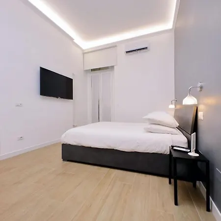 Colosseum Romantic דירה