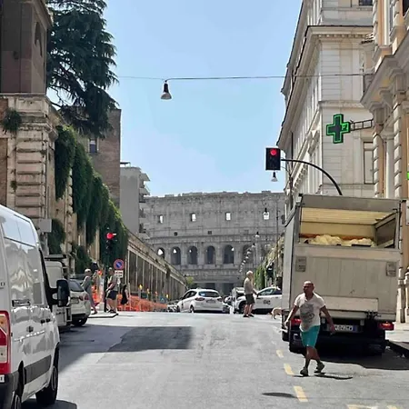 Colosseum Romantic شقة روما